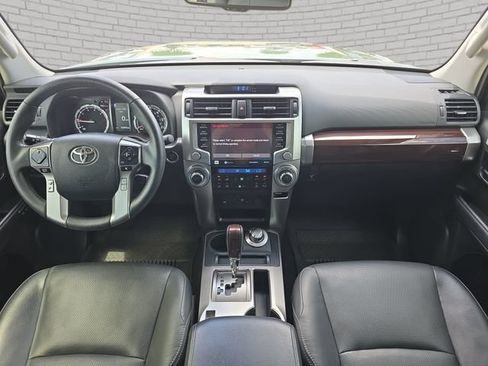 Used 2022 Toyota 4Runner Limited AWD/4WD image 10