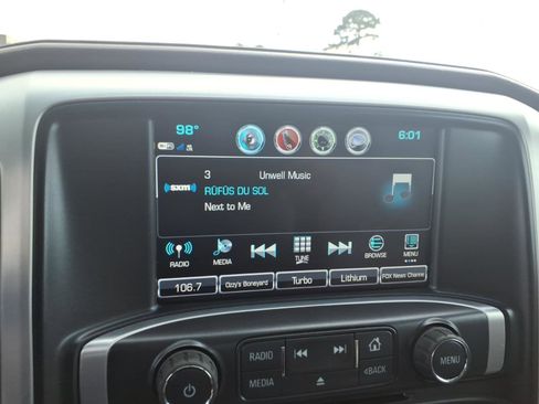 Used 2018 GMC Sierra 1500 SLT w/ SLT Premium Package AWD/4WD image 12