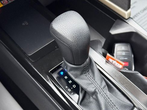 Used 2025 Toyota Camry LE image 26