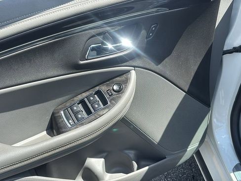 Used 2014 Chevrolet Impala LTZ FWD image 14