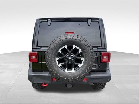 Used 2024 Jeep Wrangler Rubicon AWD/4WD image 14