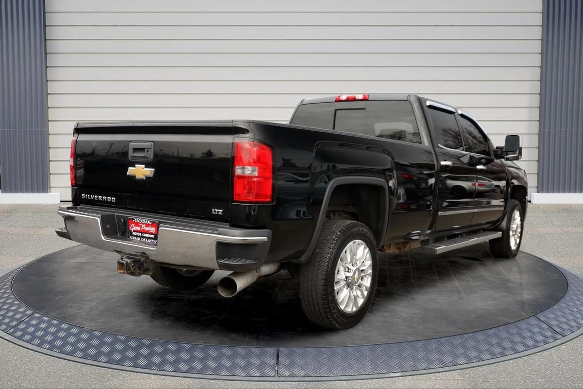 Used 2016 Chevrolet Silverado 2500 LTZ w/ Duramax Plus Package AWD/4WD image 7