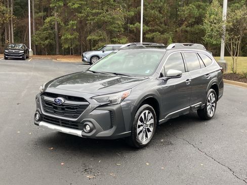 Used 2025 Subaru Outback Touring XT image 6