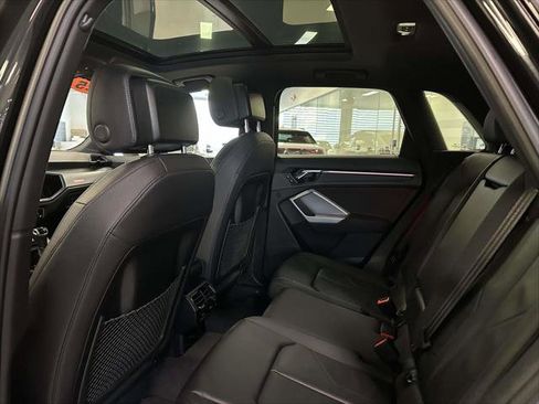 Certified 2025 Audi Q3 2.0T Premium Plus w/ Premium Plus Package image 10