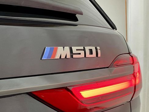 Used 2021 BMW X7 M50i w/ Executive Package AWD/4WD image 12