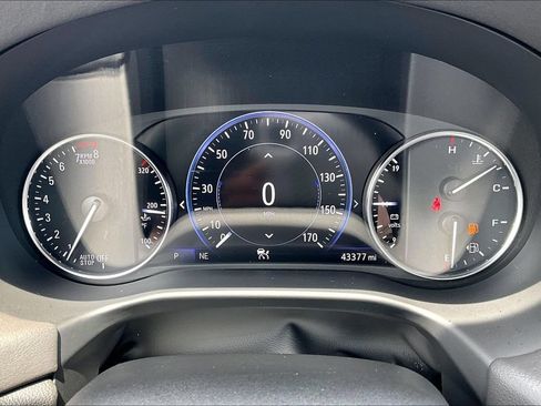 Used 2023 Buick Enclave Avenir w/ Avenir Technology Package AWD/4WD image 20