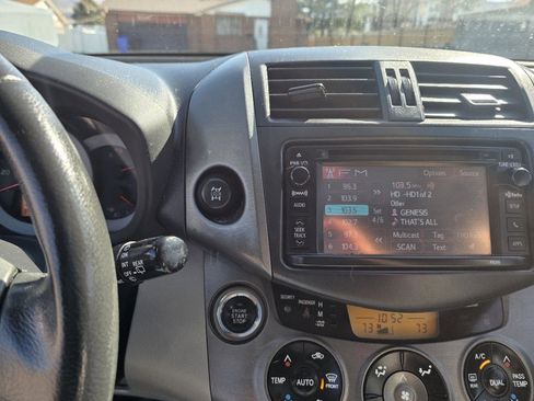 Used 2012 Toyota RAV4 Limited w/ Navigation Value Pkg image 19