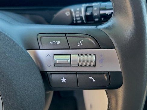 Certified 2025 Hyundai Kona SEL FWD image 28