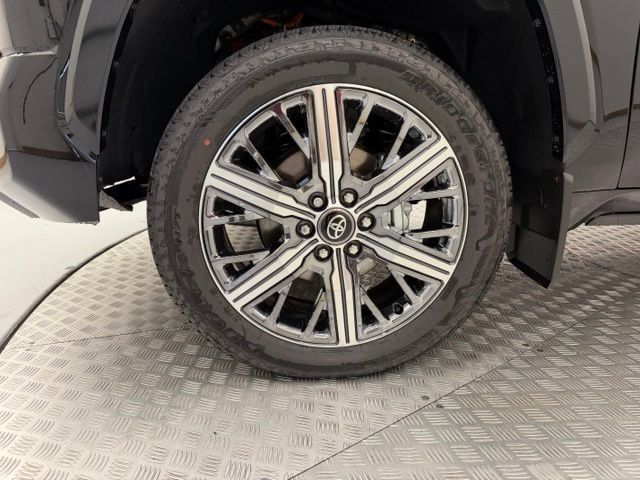 New 2026 Toyota Tundra Capstone AWD/4WD image 16
