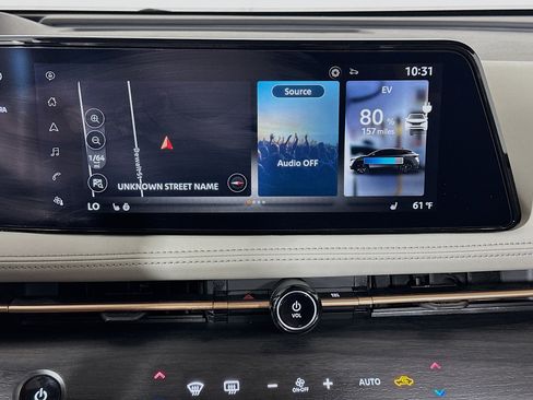 Used 2024 Nissan Ariya AWD image 21