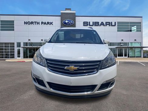Used 2016 Chevrolet Traverse LT AWD/4WD image 2