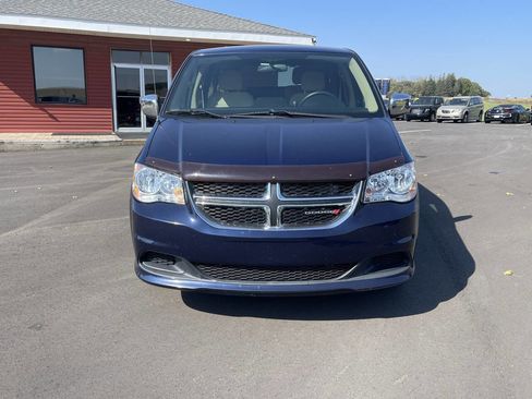 Used 2015 Dodge Grand Caravan SE w/ Quick Order Package 29E SE image 12