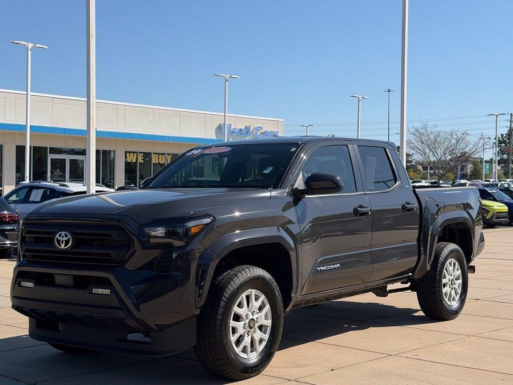 Used 2024 Toyota Tacoma SR5 RWD image 8