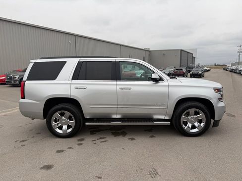 Used 2017 Chevrolet Tahoe LT w/ LT Signature Package image 34