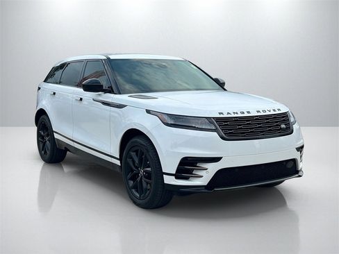 Used 2025 Land Rover Range Rover Velar Dynamic SE image 3