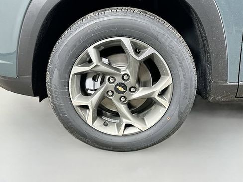 New 2026 Chevrolet Trax LT image 30