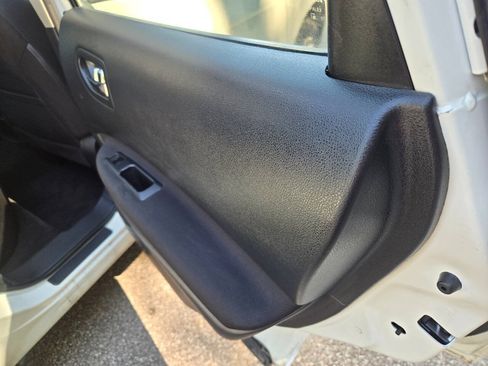 Used 2013 Nissan Rogue S AWD/4WD image 29