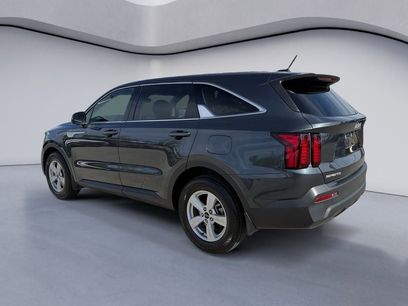 Used 2023 Kia Sorento LX