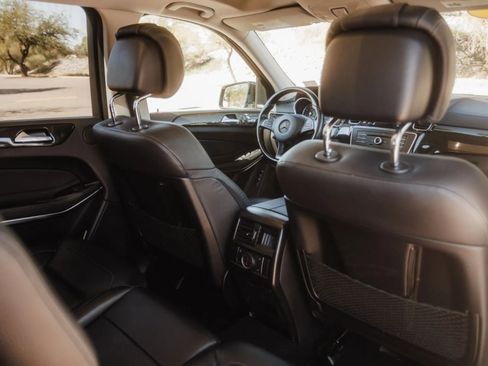 Used 2018 Mercedes-Benz GLS 550 4MATIC w/ Driver Assistance Package image 36