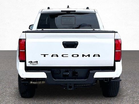 Used 2025 Toyota Tacoma TRD Sport w/ TRD Sport Premium Package AWD/4WD image 6