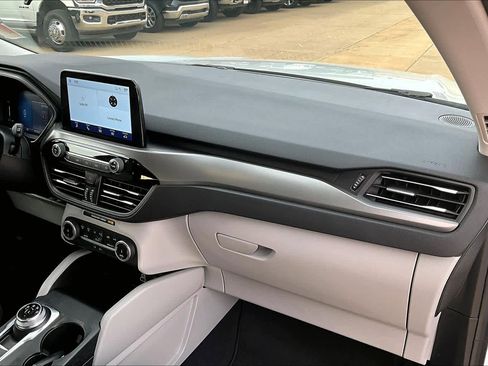 Used 2024 Ford Escape Active image 16