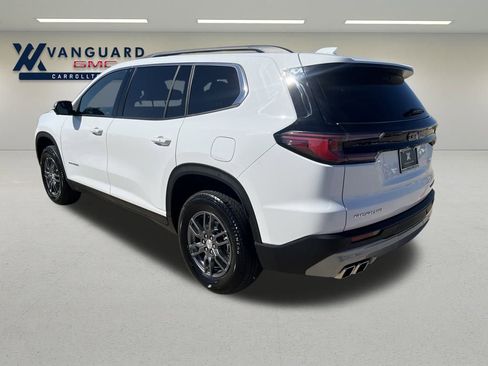 Used 2025 GMC Acadia Elevation image 3