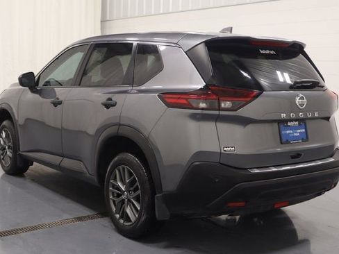 Used 2021 Nissan Rogue S image 7