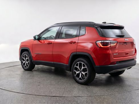 Used 2025 Jeep Compass Limited AWD/4WD image 6