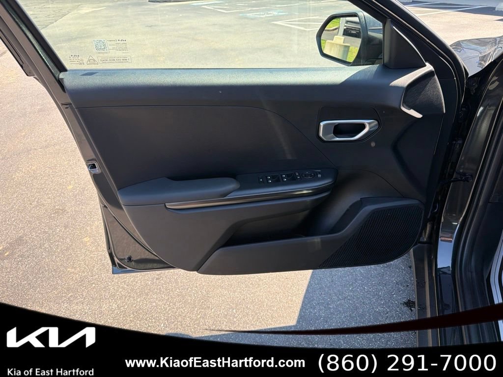 New 2026 Kia K4 FWD image 27