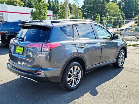 Used 2018 Toyota RAV4 Limited w/ Carpet Mat Package AWD/4WD image 7