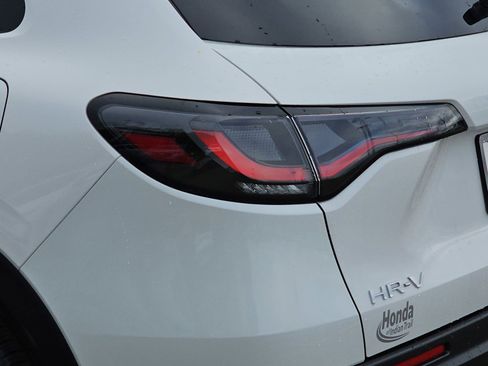 Used 2026 Honda HR-V LX image 18