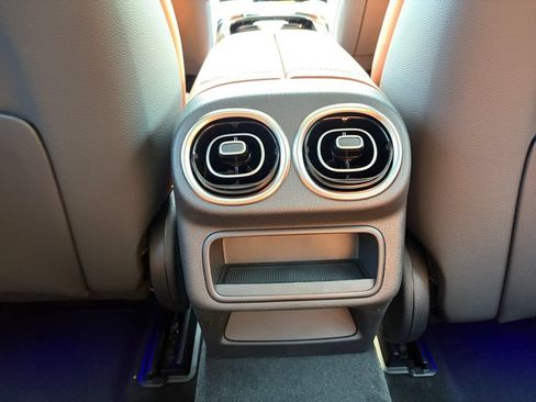 New 2026 Mercedes-Benz GLC 300 4MATIC image 13