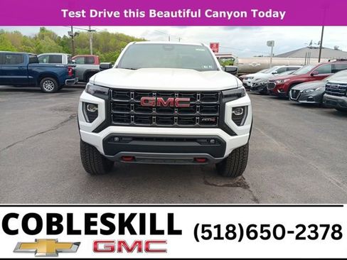 New 2025 GMC Canyon AT4 w/ Nightfall Edition image 8