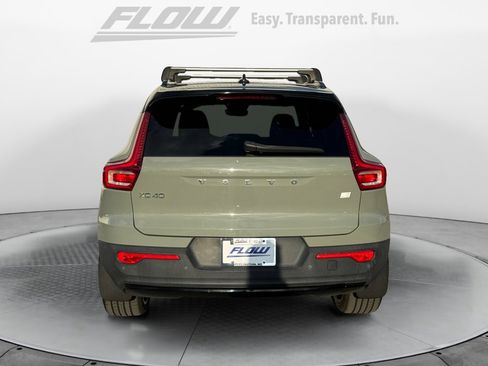 Used 2021 Volvo XC40 P8 Recharge w/ Advanced Package image 8