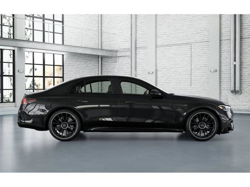 New 2026 Mercedes-Benz E 53 AMG e 4MATIC Sedan image 16