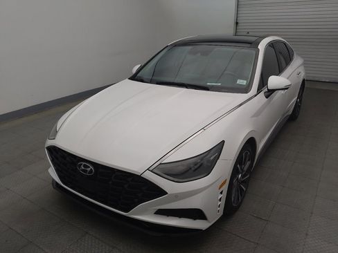 Used 2022 Hyundai Sonata Limited w/ Cargo Package FWD image 15