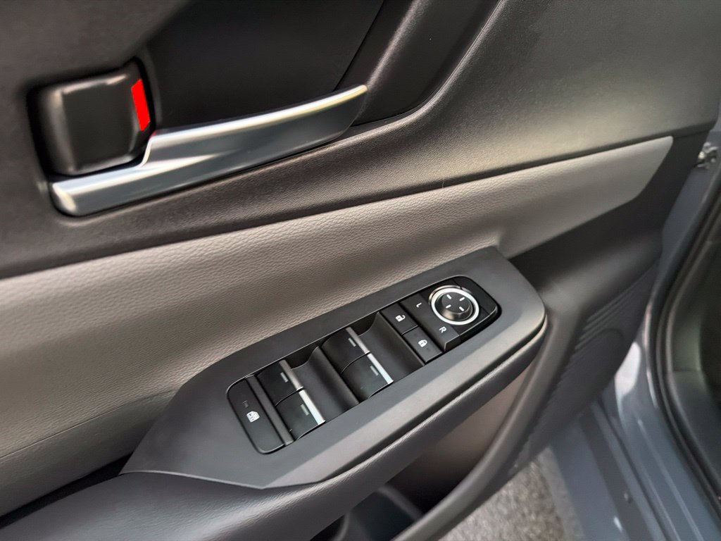 Certified 2026 Toyota Prius XLE FWD image 19