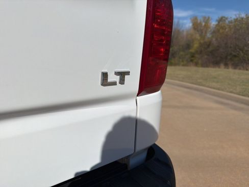 Used 2025 Chevrolet Silverado 1500 LT w/ Safety Package image 18