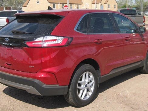 Used 2022 Ford Edge SEL w/ Convenience Package AWD/4WD image 5