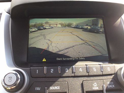 Used 2016 Chevrolet Equinox LTZ w/ Enhanced Convenience Package AWD/4WD image 33