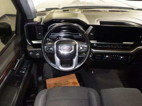 Used 2024 GMC Sierra 2500 SLE w/ SLE Convenience Package AWD/4WD image 9