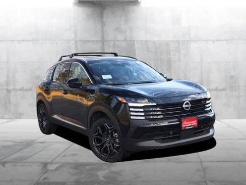 New 2026 Nissan Kicks SR w/ SR Premium Package image 2