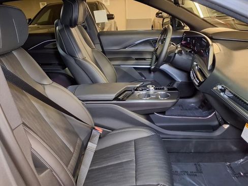 New 2026 Cadillac Lyriq V image 6