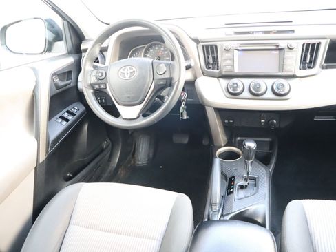 Used 2013 Toyota RAV4 LE image 26