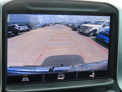 Used 2021 GMC Sierra 1500 SLT image 29