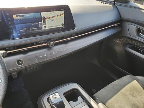 Used 2023 Nissan Ariya FWD image 21