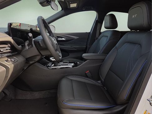 New 2026 Buick Envista Sport Touring w/ Convenience I Package image 15