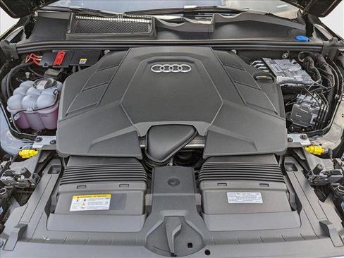 New 2025 Audi Q7 3.0T Premium Plus image 16