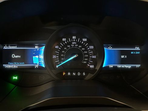 Used 2024 Ford Edge SEL AWD/4WD image 10