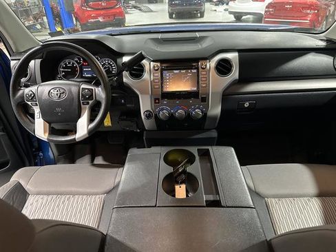 Used 2017 Toyota Tundra SR5 image 20
